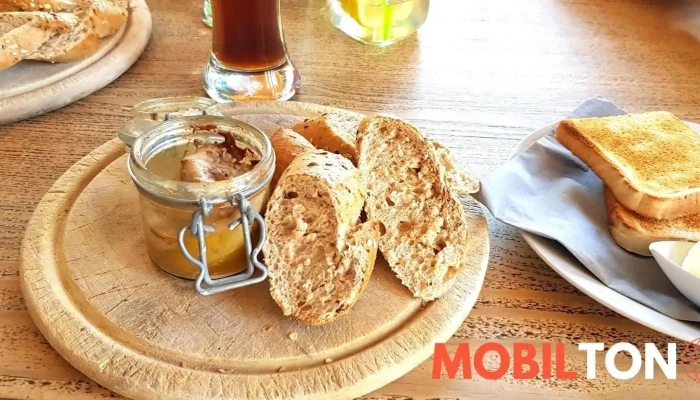 U Slepicek Jidlo A Piti - Říčanská 89