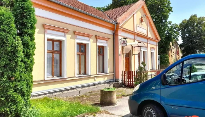 U Tajcu Od Hostu - Vliněves