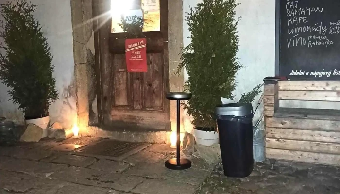 U Veze Menu - Křižovnické Nám. 1