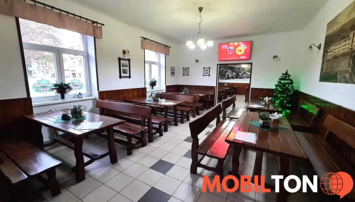 U Zeleneho Stromu Kralupy Vzhled A Atmosfera - Dvořákova 486/5