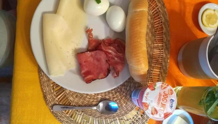 Ubytovani Na Hajence Jidlo A Piti - Bystřice Nad Pernštejnem