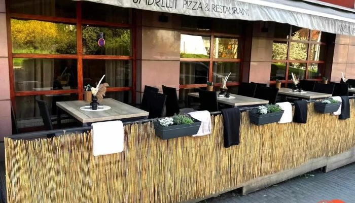 Umbrella Pizza Restaurant Nejnovejsi - Štefánikova 159