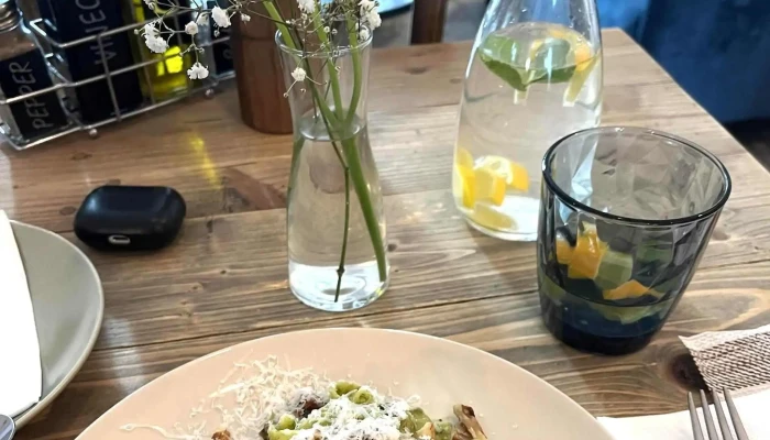 Un Caffe Bistro Kavarna - Mladá Boleslav Ii
