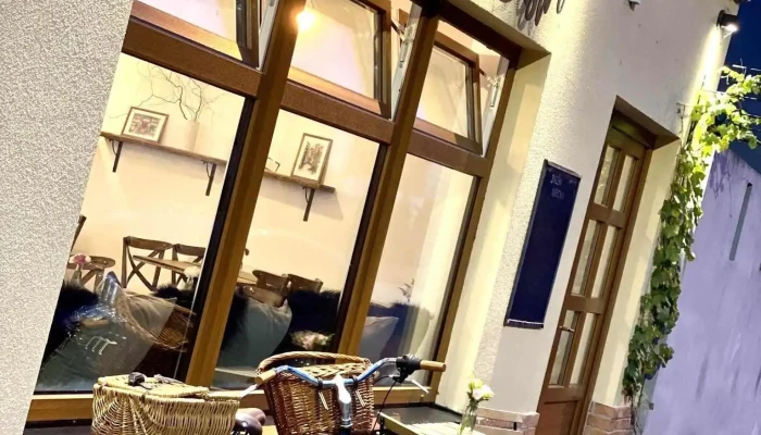 Un Caffe Bistro Vse - Mladá Boleslav Ii
