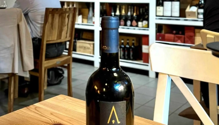 Unico Osteria E Caffe -  Katalog - Velvarská 411