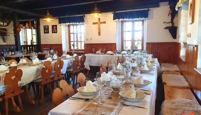 Valasska Hospoda U Janika   Restaurace Frenstat Vzhled A Atmosfera - Horečky 890
