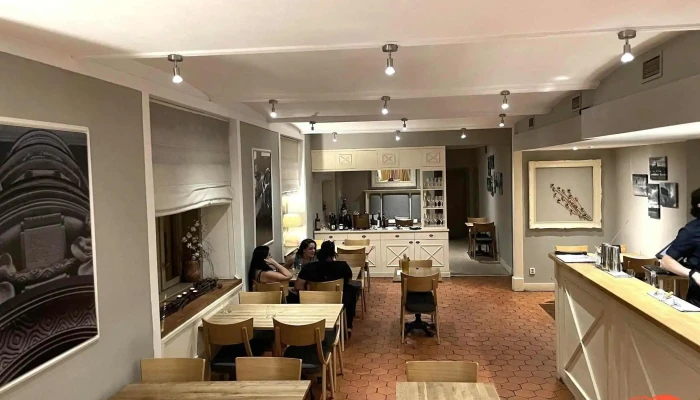 Vallmo Restaurant -  Vzhled A Atmosfera - Nové Město