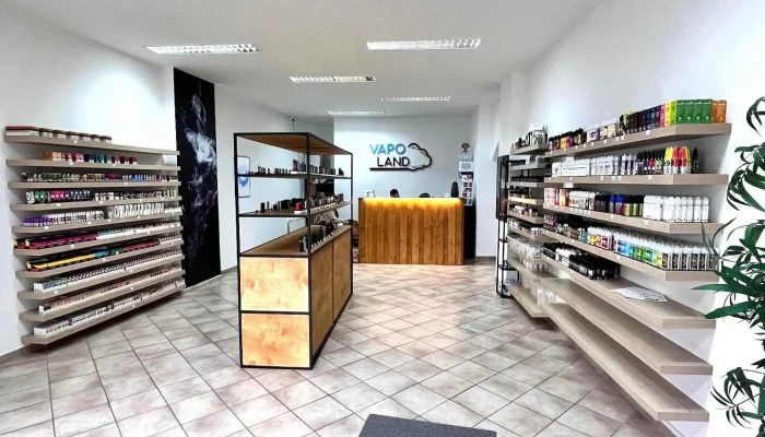 Vapoland -    Elektronicke Cigarety Uvnitr - Vchod Z, Mariánské Náměstí, Výpadová 61