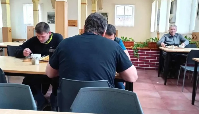 Verejna Jidelna Vzhled A Atmosfera - Boleslavská Tř. 398