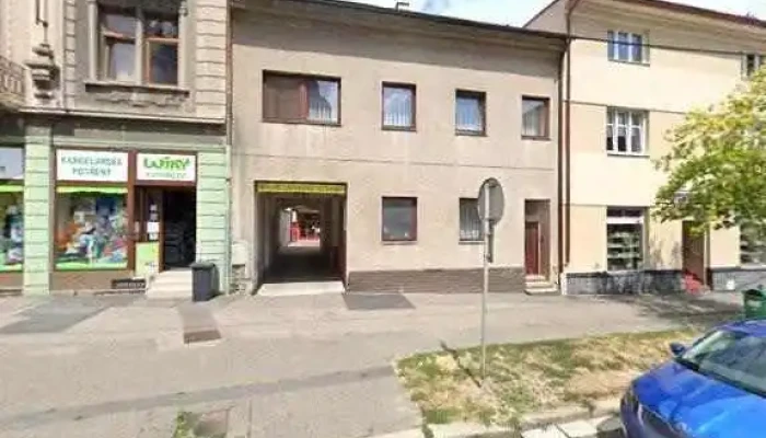 Vespa Expres Food -  Street View A 360deg - Kolín Iv