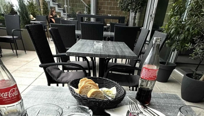 Vespa Ristorante -  Restaurace - Karlovo Nám. 72