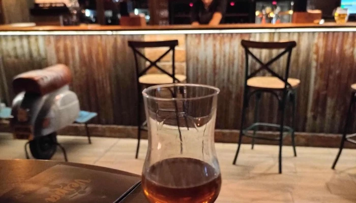 Vespa Wine Bar -  čislo - Kolín I