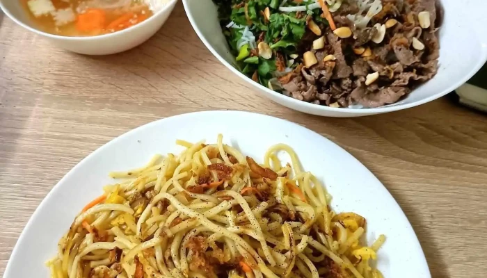 Vietnam Bistro U Helenky -  Jidlo A Piti - Teplická 230/34