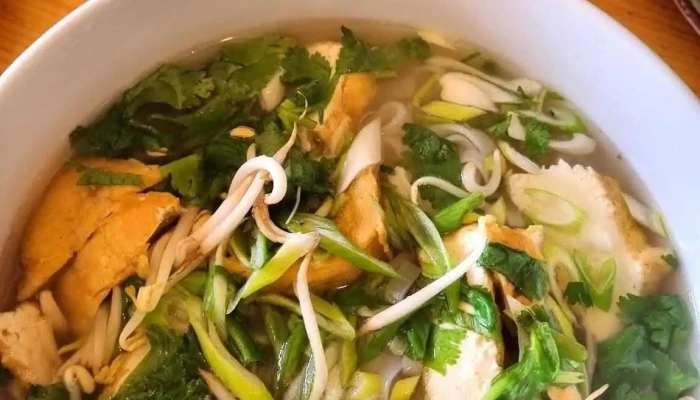Vietnamska Restaurace Sushi Wok Asian Nejnovejsi - Nám. Jana Heřmana 257 56