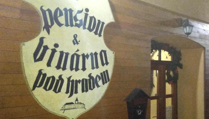 Vinarna Pension Pod Hradem Ceny - Heroldovo Nábř. 135/135