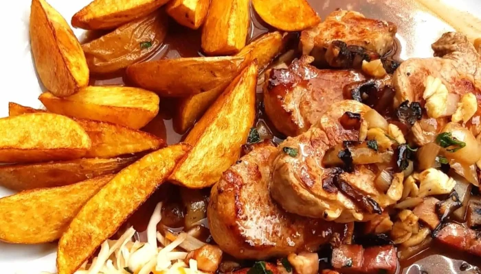 Vinarna Pod Lipou Restaurace - Lipová