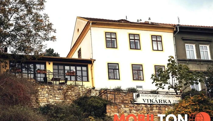 Vinarna Vikarka   Restaurace A Ubytovani V Litomericich Od Vlastnika - Máchova 177/5