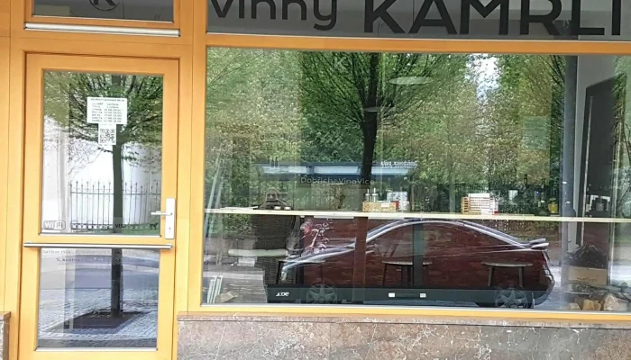 Vinny Kamrlik Cafe Bistro Vinoteka 5 Května 15 - 5. Května 15