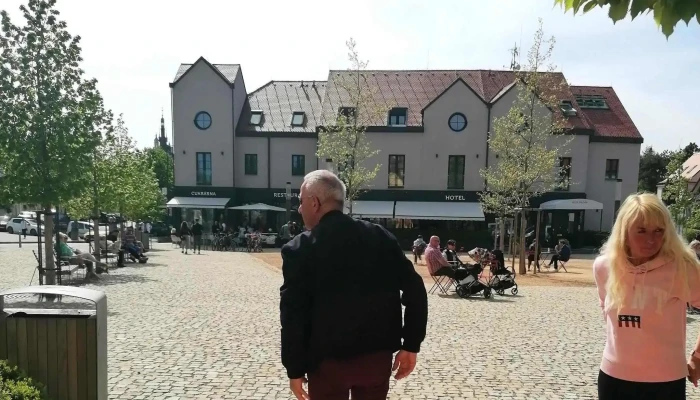 Vinoteka Na Namesti čislo - Květnové Nám. 73