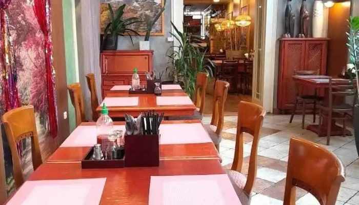 Vy restaurant (việt -thái-sushi) - Husova 89/3