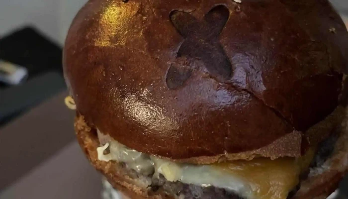 X Burger -  Hamburger - Ulice Váňova 907