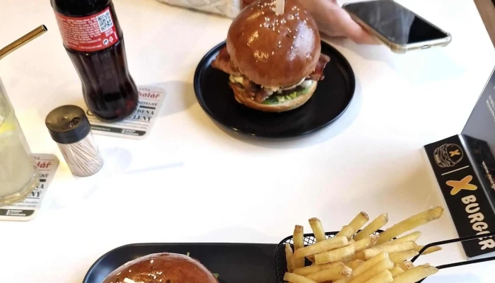X Burger -  Slevy - Ulice Váňova 907