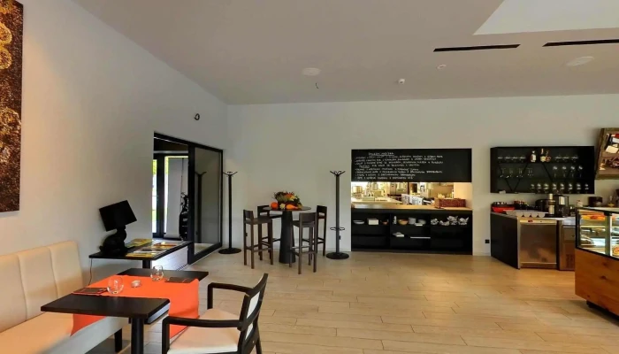 Yard Resort -  Street View A 360deg - Předboj-kojetice U Prahy