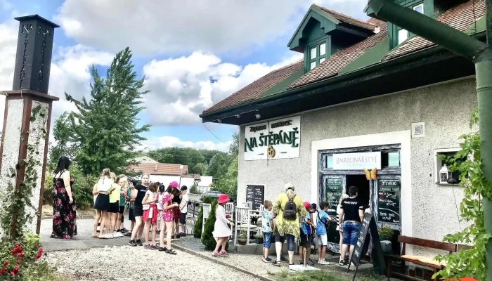 Zajezdni Hostinec Na Stepane Od Vlastnika - Mělnická 82