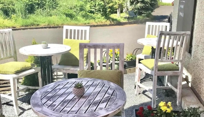 Zajezdni Hostinec Na Stepane Vzhled A Atmosfera - Mělnická 82