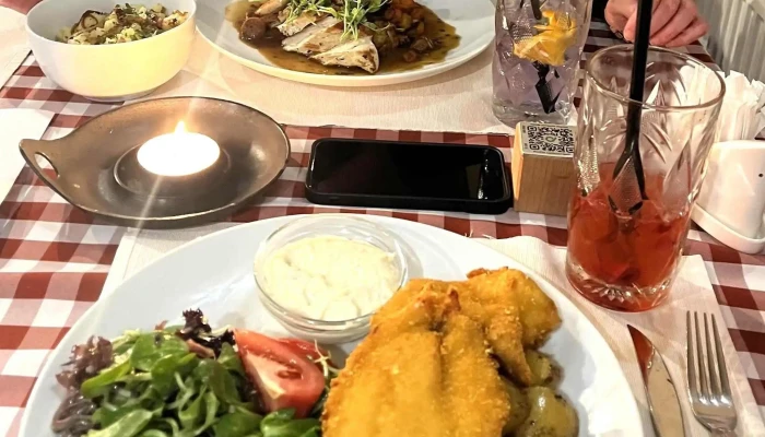 Zamecka Restaurace Instagram - Chlumec Nad Cidlinou Iv