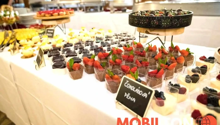 Zamecky Restaurant Polna Jidlo A Piti - Zámek 485