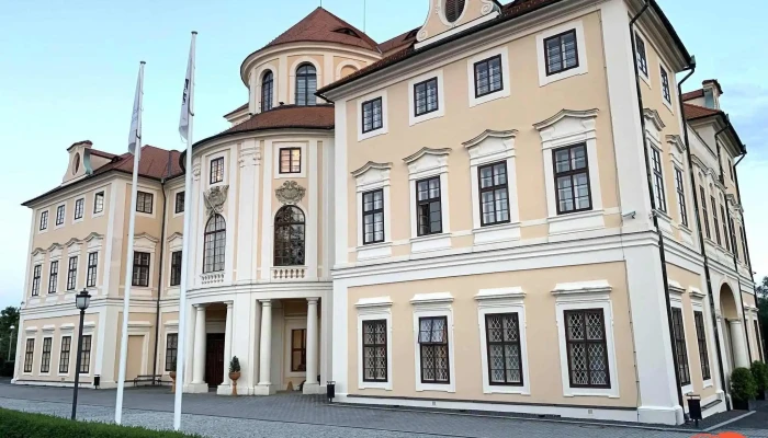 Zamek Liblice   Konferencni Centrum Av Cr Od Hostu - Liblice