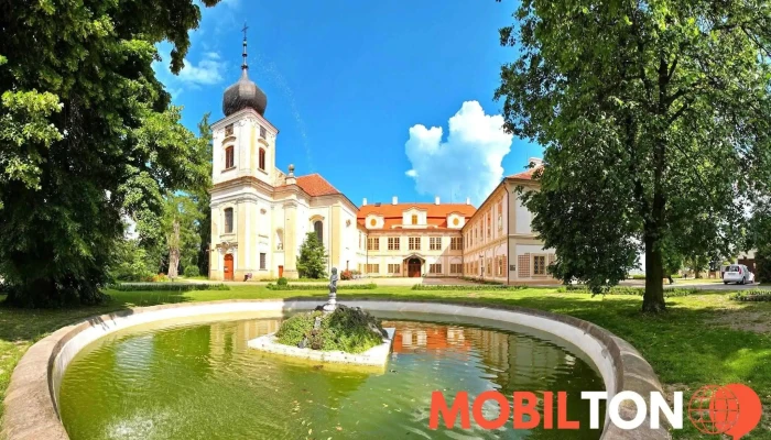 Zamek Loucen Od Vlastnika - Loučeň Č.p. 1