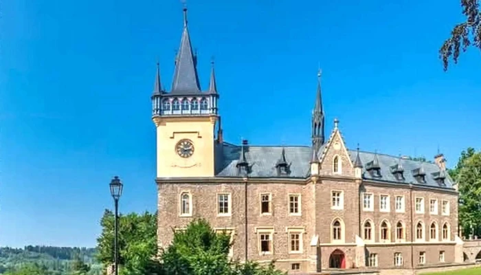 Zamek Zruc Nad Sazavou Katalog - Zámek 1