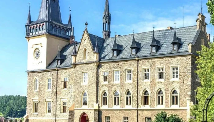 Zamek Zruc Nad Sazavou Od Vlastnika - Zámek 1