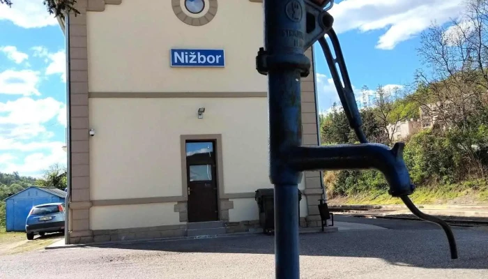 Zastavka Nizbor Nizbor - K Nádraží 379