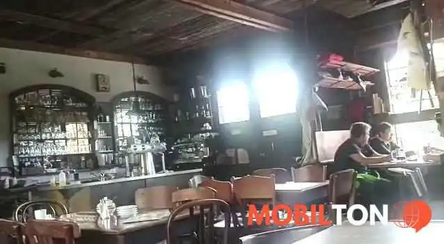 Zastavka Nizbor Vzhled A Atmosfera - K Nádraží 379