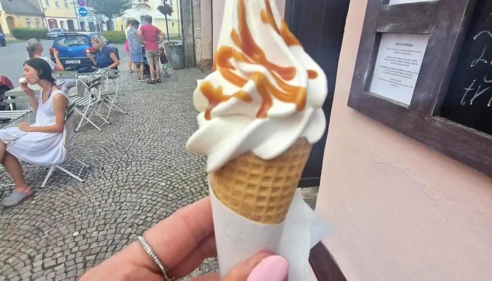 Zmrzlina Z Rozmiku Jidlo A Piti - Náměstí 58