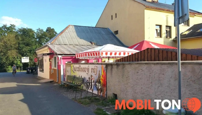 Zmrzlinový ráj Krédo - Loučeň