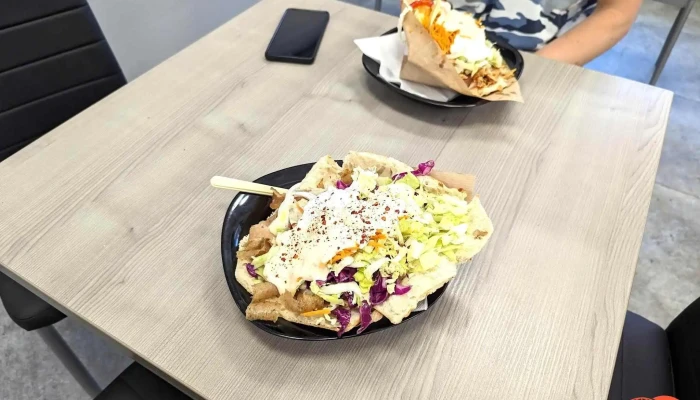 Zurap Kebabpizza Jidlo A Piti - Zelenkova 496/18